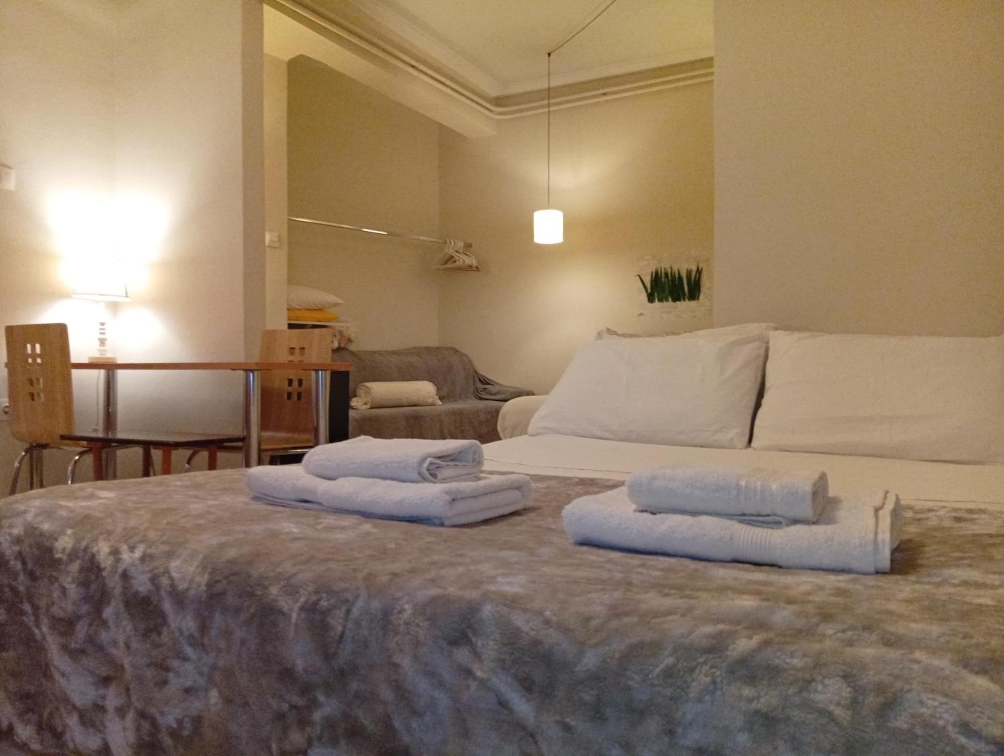 Filopappou Decent Apartment Athene Buitenkant foto