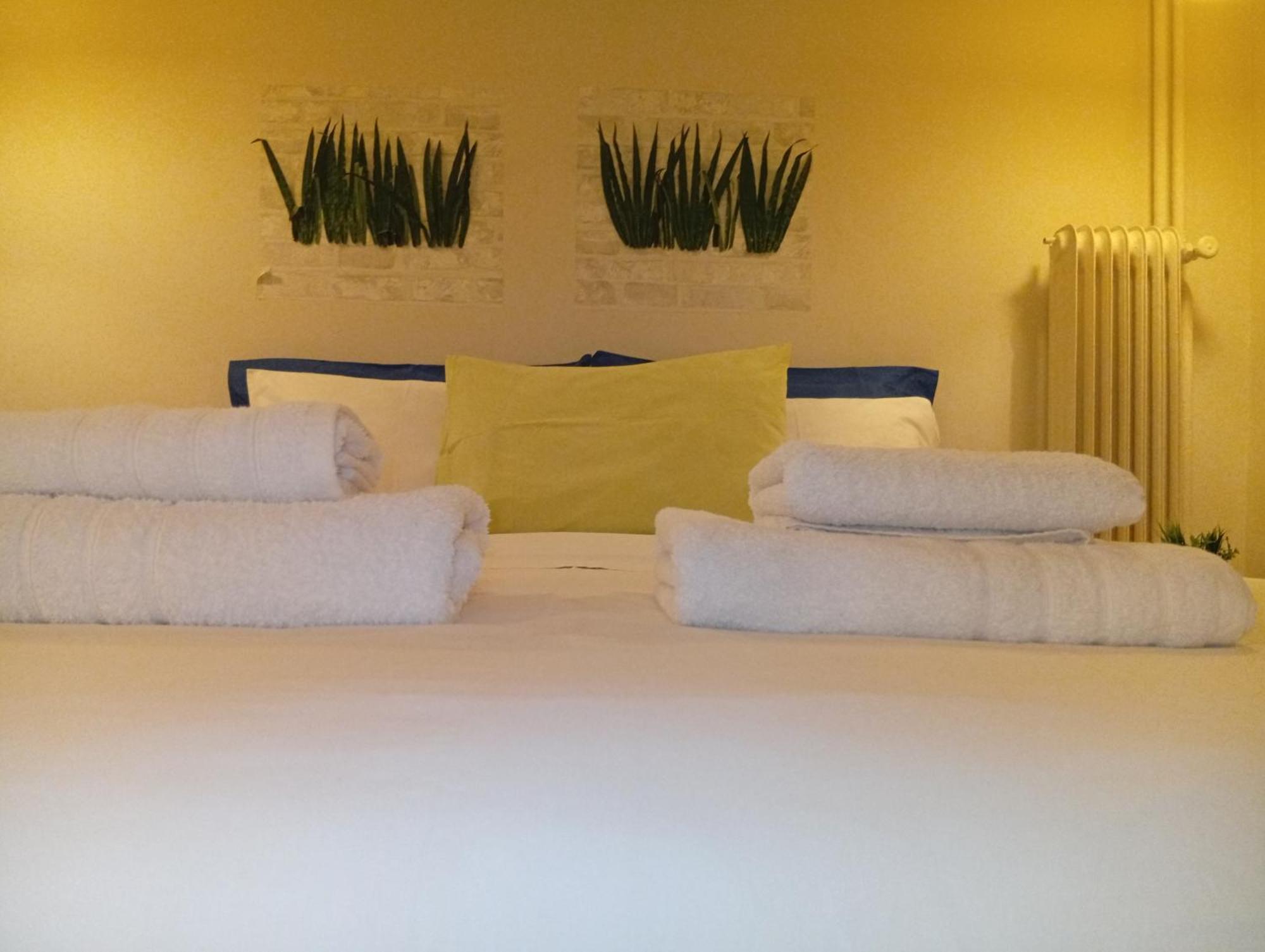 Filopappou Decent Apartment Athene Buitenkant foto