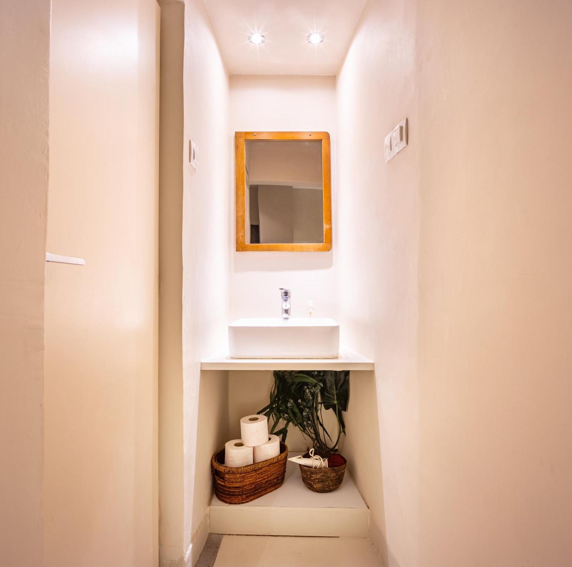 Filopappou Decent Apartment Athene Buitenkant foto
